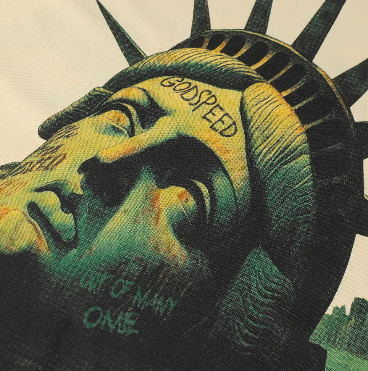 Playera Godspeed Statue of Liberty