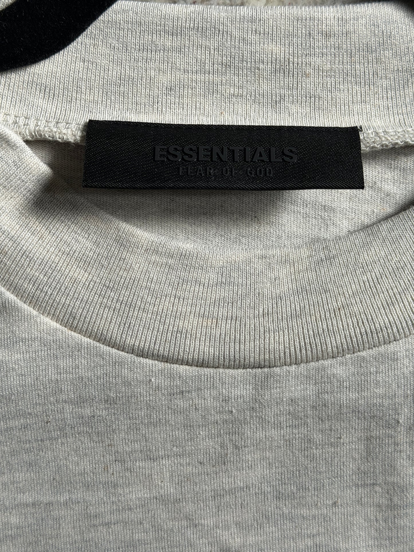 Playera Essentials NBA Gris claro